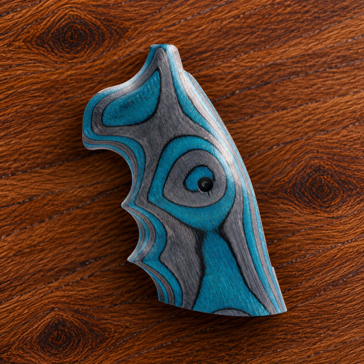 Colt Python blue laminated wood target grip with finger grooves – fits 2021+ Colt Anaconda