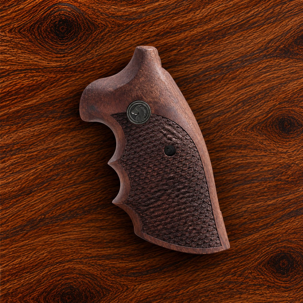 Colt Python walnut target grip with basket weave texture and black horse medallion – fits 2021+ Colt Anaconda