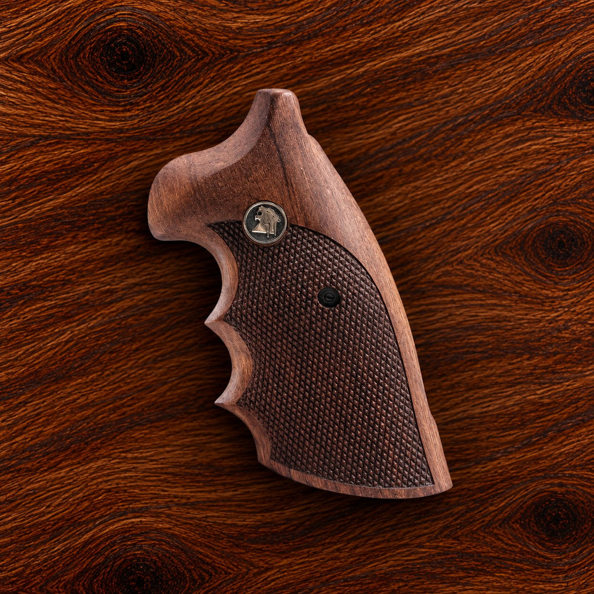Colt Python checkered walnut target grip with silver horse head medallion – fits 2021+ Colt Anaconda
