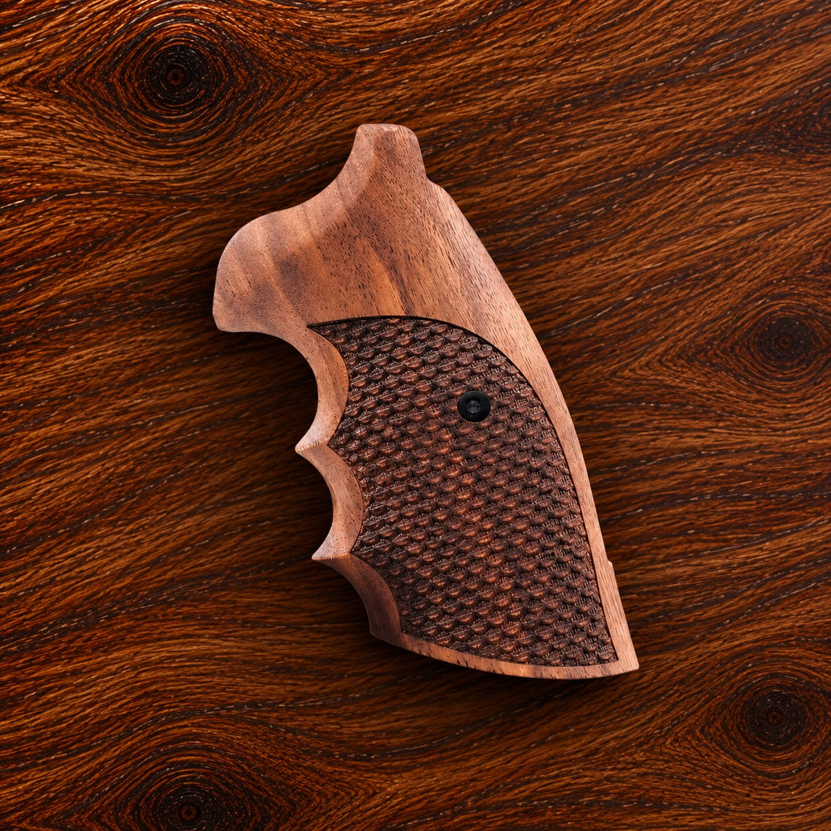 Colt Python walnut target grip with fish scale textured panel – fits 2021+ Colt Anaconda