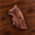 Colt Python smooth marbled walnut target grip with finger grooves – fits 2021+ Colt Anaconda