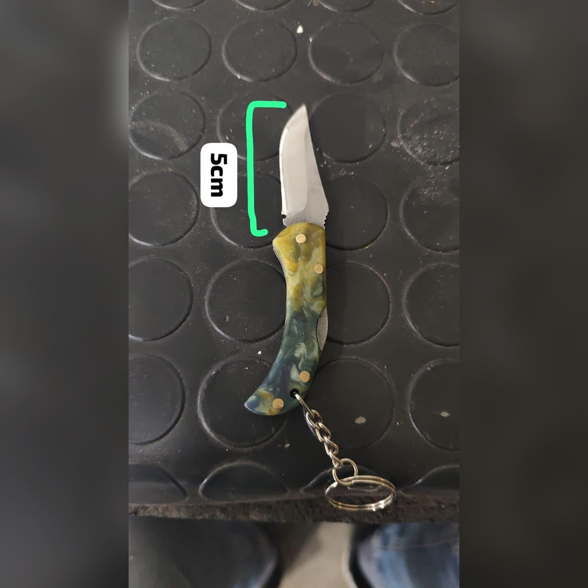 Compact keychain folding knife – handle